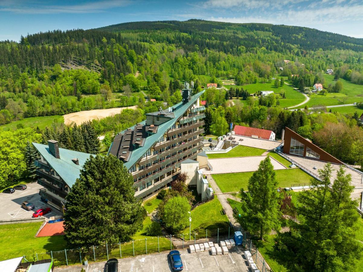 Interferie Aquapark Sport Hotel Malachit Świeradów-Zdrój Buitenkant foto