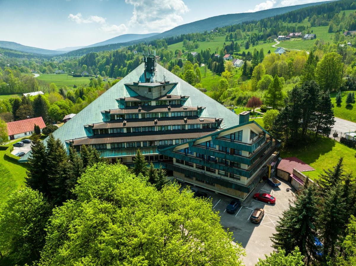 Interferie Aquapark Sport Hotel Malachit Świeradów-Zdrój Buitenkant foto